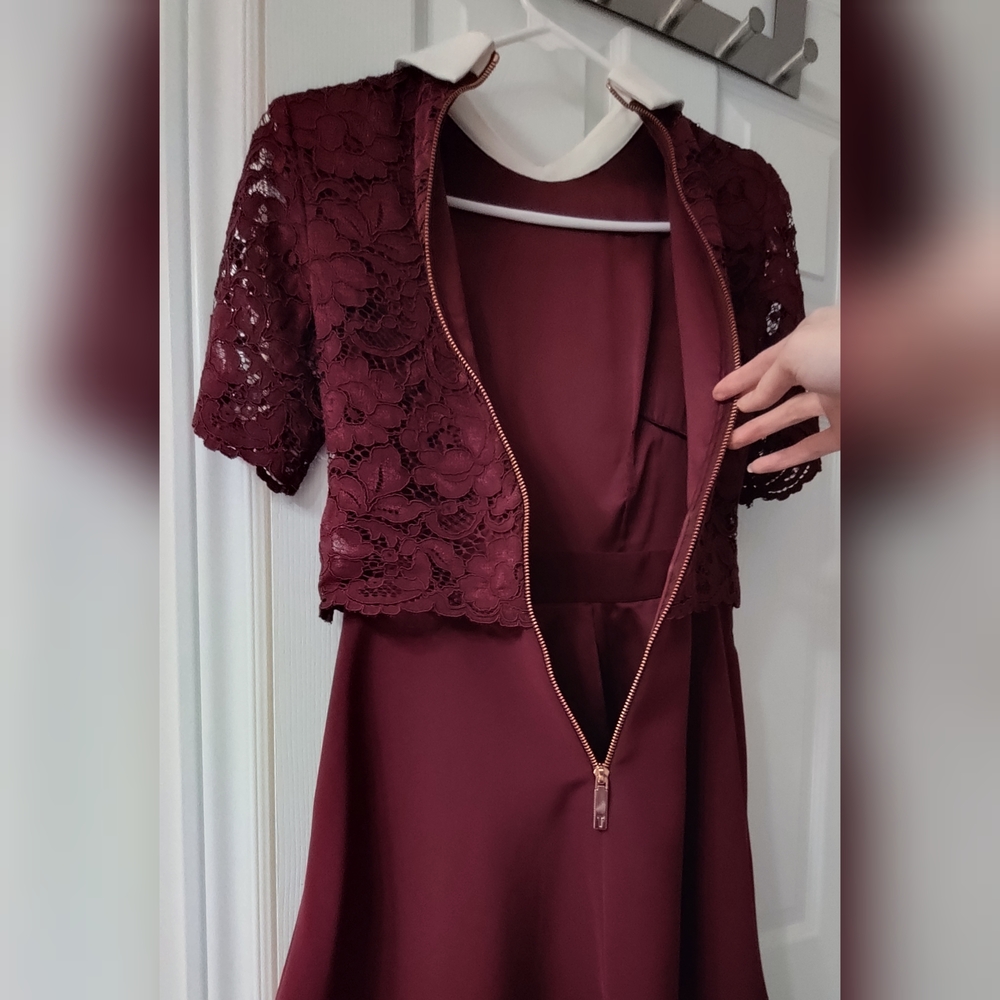 Ted Baker Burgundy Lace Dress with White Collar - Picture 4 of 11